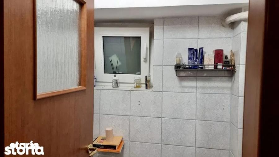 Apartament cu 3 camere în Centrul Civic