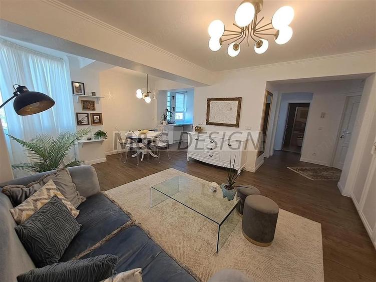 Apartament cu 2 camere decomandat în Circumvalațiunii