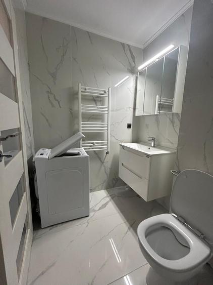 Apartament cu 2 camere semidecomandat, mobilat în Dâmbul Rotund