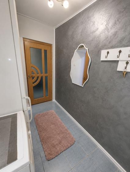 Apartament cu 2 camere semidecomandat în Tineretului