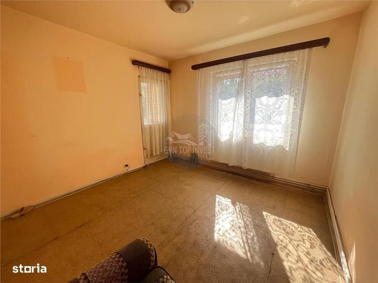 Apartament 2 camere decomandat balcon pivnita zona Vasile Aaron - 5