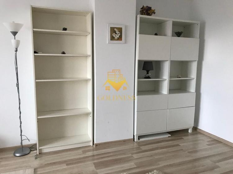 Apartament cu 2 camere decomandat, mobilat în Europa