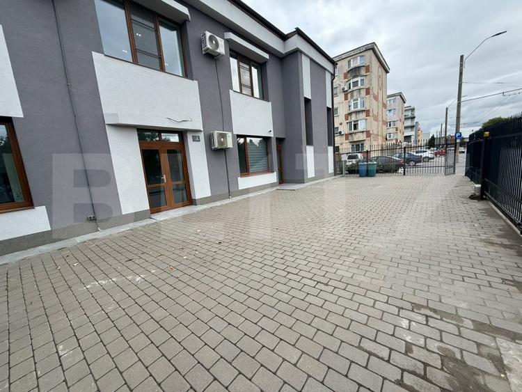 Spațiu comercial, de 220 mp, în Iris