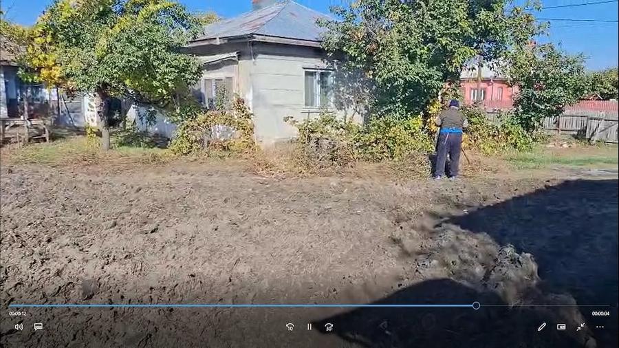 Casă cu 4 camere cu Teren 2000 Mp în Ciorăști