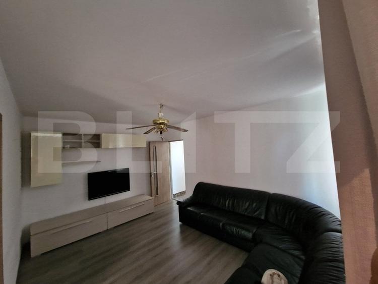 Apartament cu 2 camere, semidecomandat, 49 mp – Zona Lama - 2