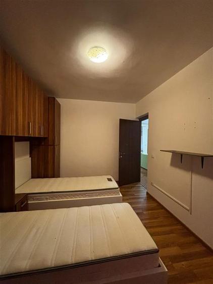 Apartament cu 2 camere semidecomandat, mobilat în Gai