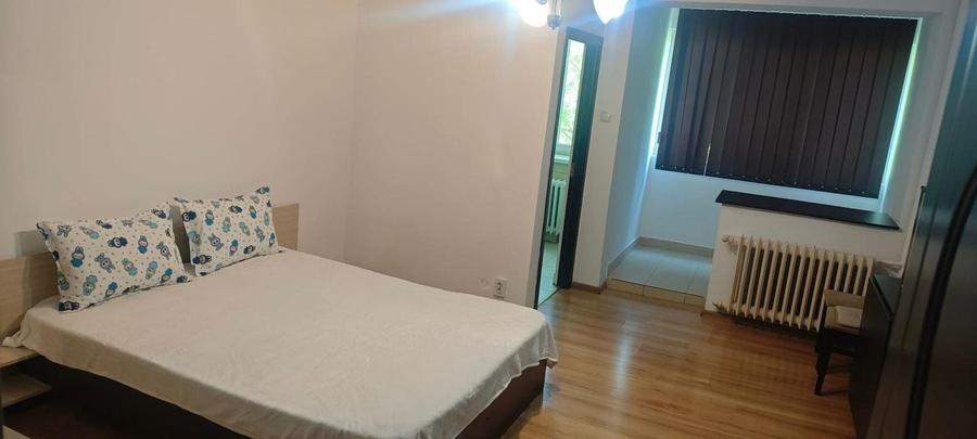 Garsonieră decomandată în Central