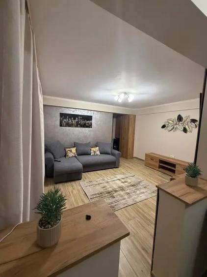 Apartament cu 2 camere semidecomandat în Ultracentral