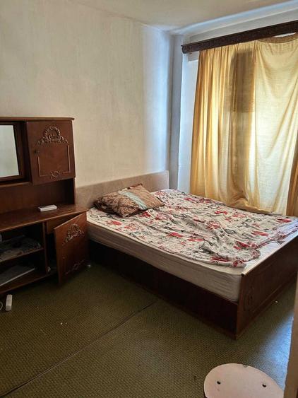 Apartament cu 3 camere decomandat în Crângași