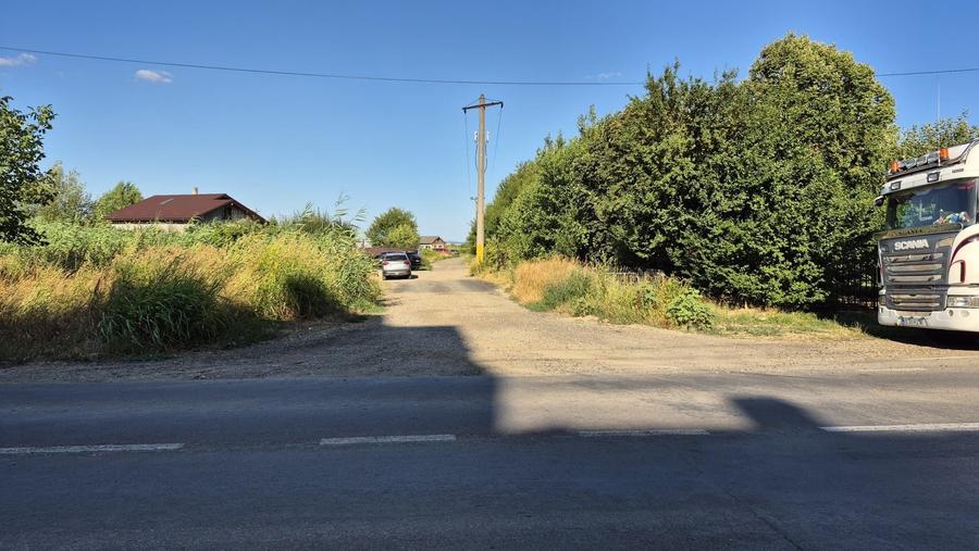 Teren de 650 mp, în Tomești