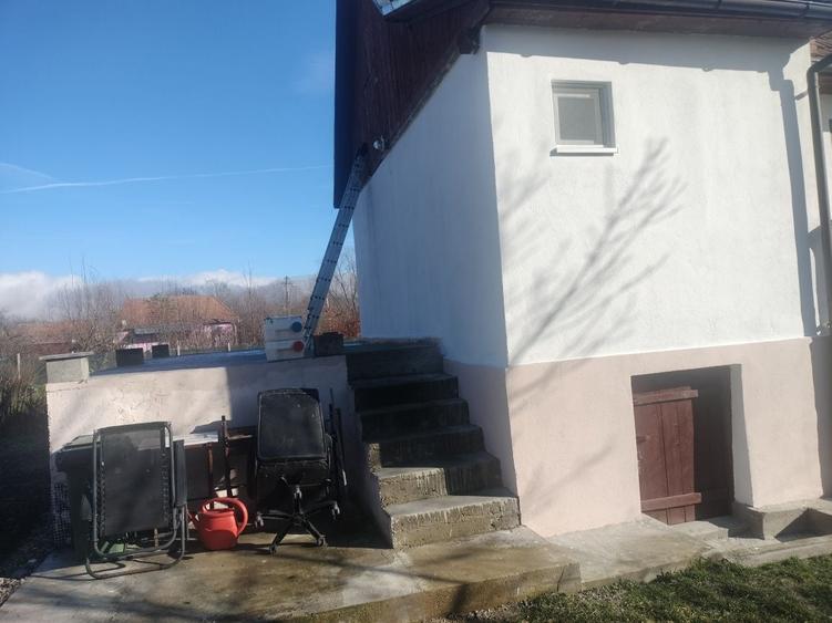 Casă cu 1 camere în Plaiuri