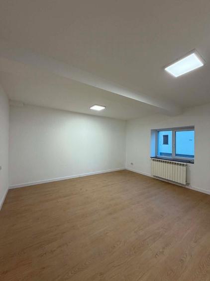 Apartament cu 2 camere decomandat în Mihoveni