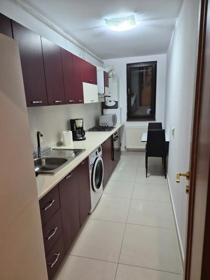 Apartament cu 2 camere decomandat, mobilat în Prelungirea Ghencea