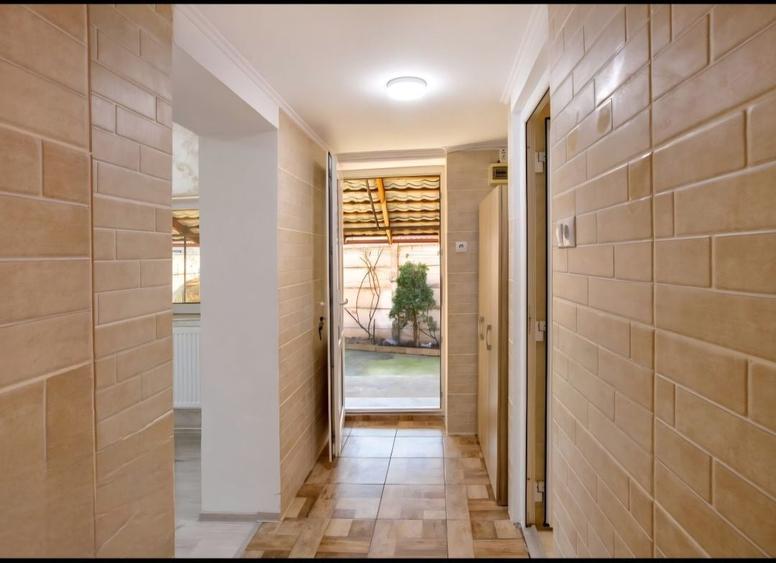 Casă cu 1 camere în Rogerius
