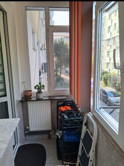 Apartament cu 2 camere decomandat în Precista