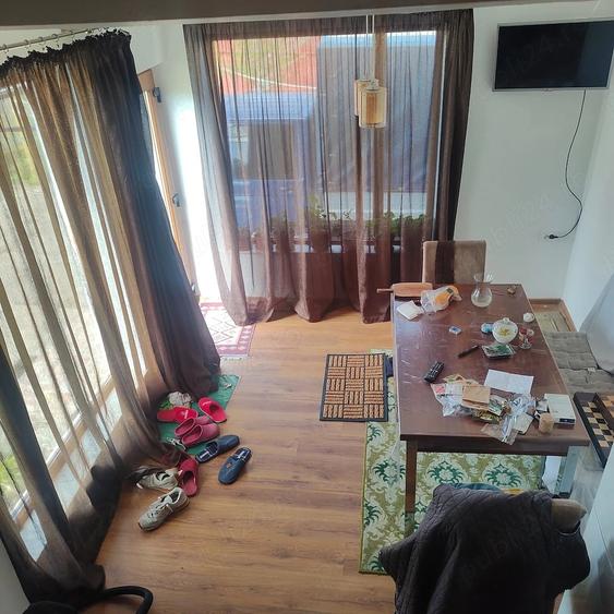 Casă cu 4 camere cu Teren 3000 Mp în Jiana