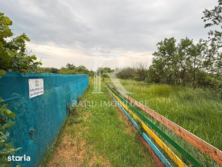 Casă cu 5 camere cu Teren 2497 Mp în Cefa