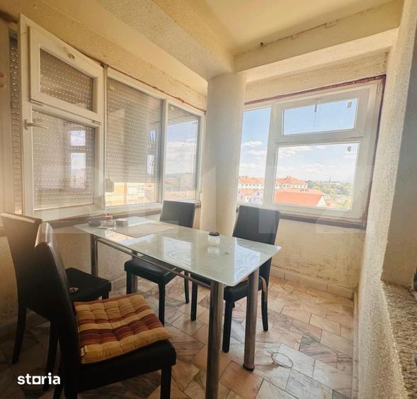 Apartament cu 4 camere decomandat în Oșorhei