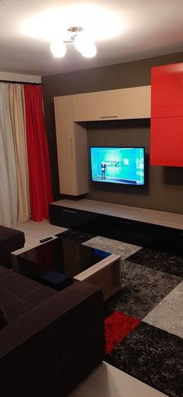 Apartament cu 2 camere decomandat în 22 Decembrie