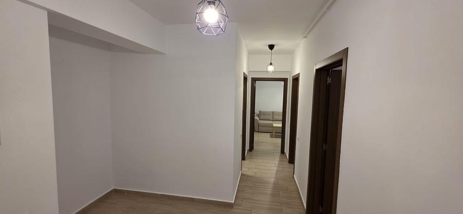 Apartament cu 2 camere decomandat în Păcii