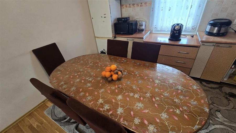 Casă individuală cu 5 camere cu Garaj în Dărmănești