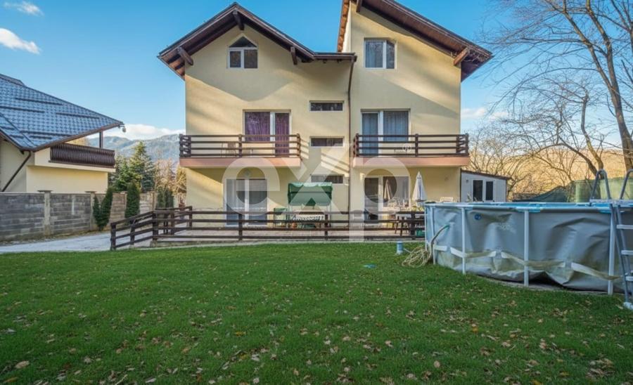 Casă individuală cu 6 camere cu Canalizare în Sud