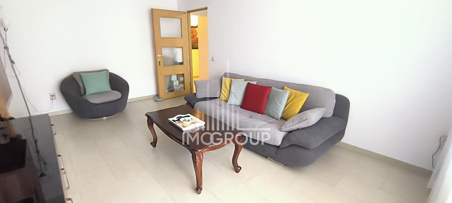 Apartament cu 4 camere decomandat în Plopilor
