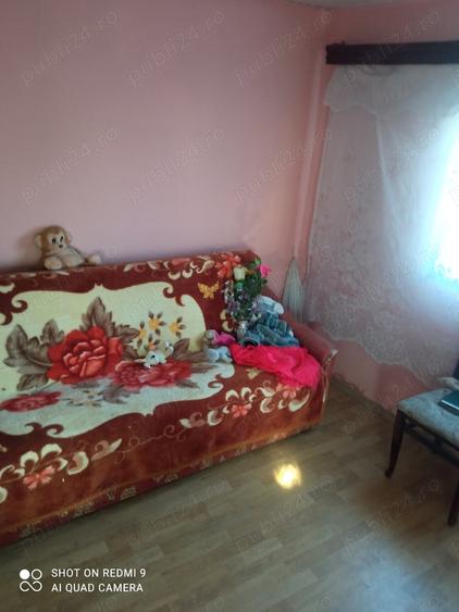 Casă cu 3 camere cu Teren 1000 Mp în Varnița