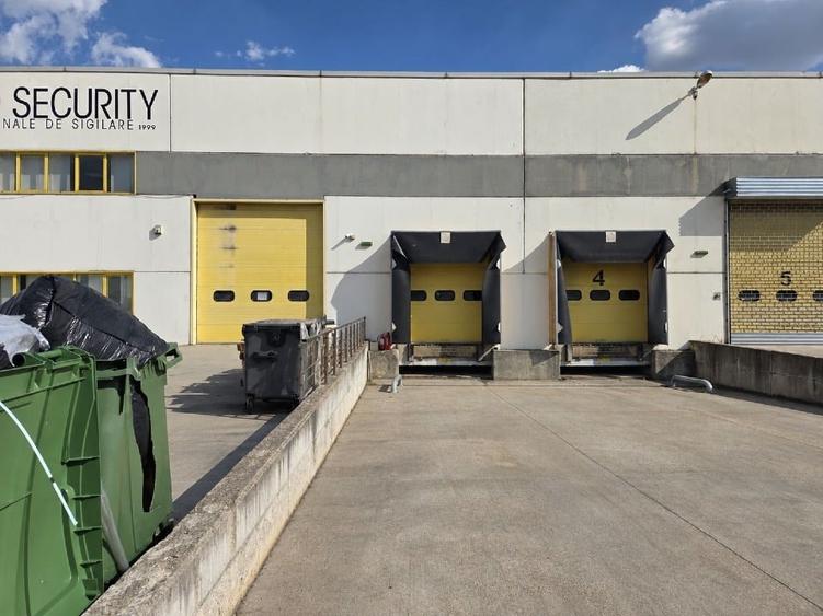 Spațiu industrial, de 1,600 mp, în Dragomirești-Vale