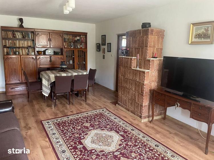 Casa 6 camere Frumusani 1000 mp teren DN4 2 centrale gaz 2 bucatarii - 1