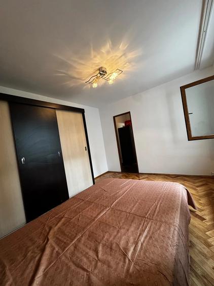 Apartament cu 3 camere circular în Tudor Vladimirescu