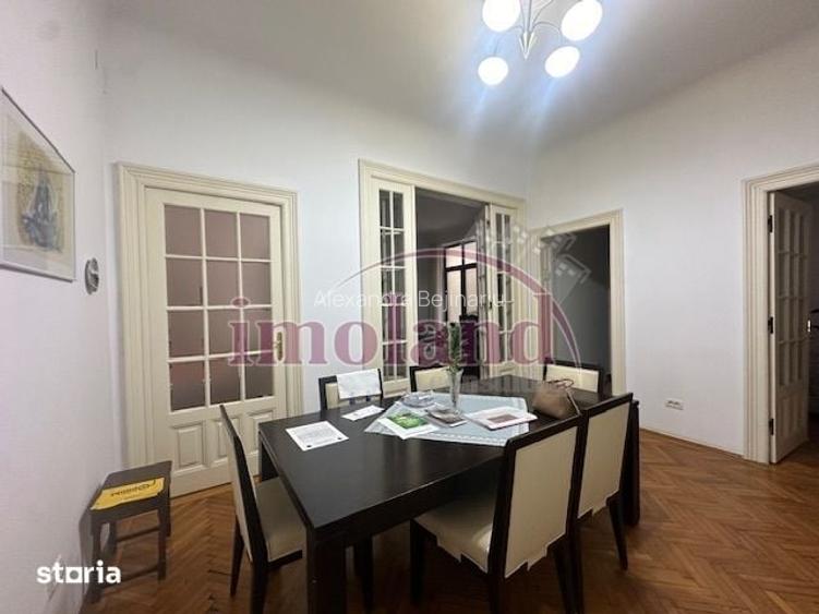 Apartament 4 camere in vila interbelica- vanzare- zona Gara de Nord