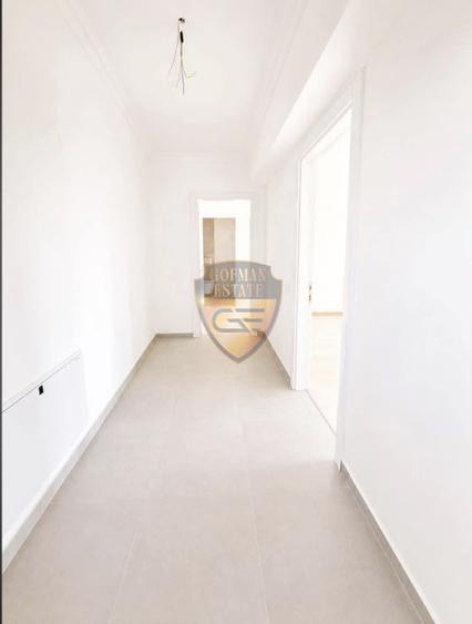 Apartament cu 3 camere decomandat în Energia