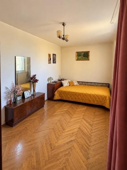 Apartament cu 2 camere semidecomandat, mobilat în Calea București
