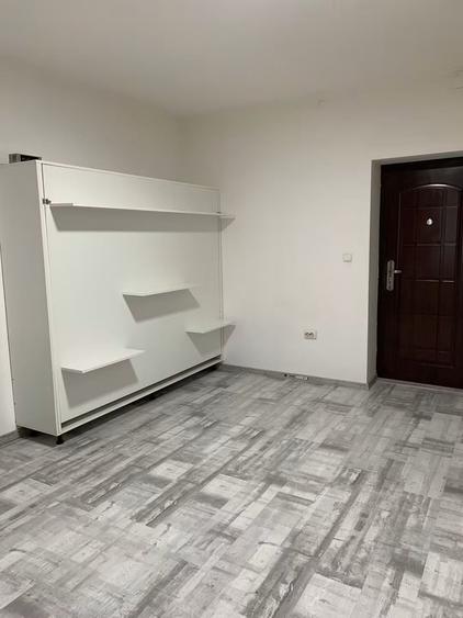 Garsonieră decomandată în Budiului