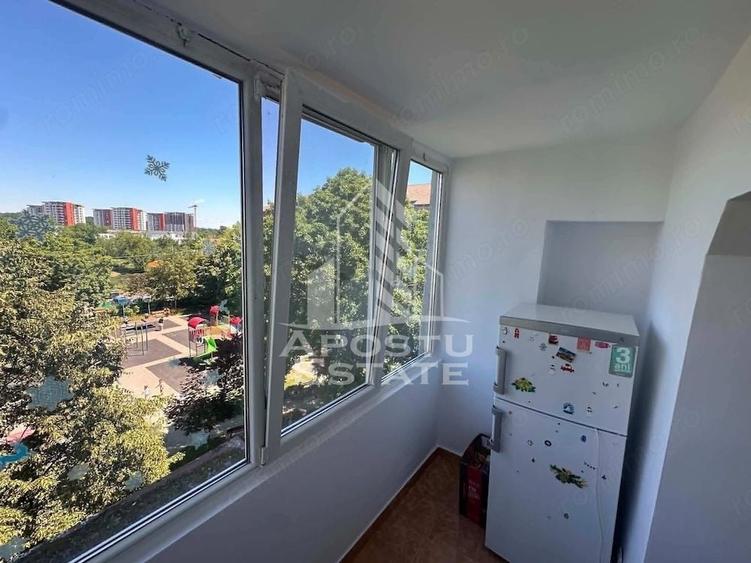 Apartament cu 2 camere decomandat, mobilat în Lipovei