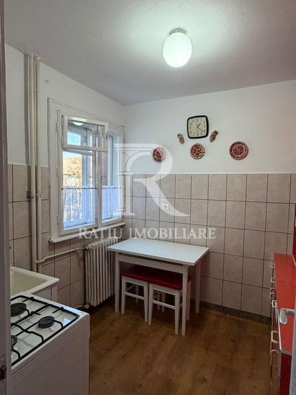Apartament cu 2 camere decomandat, mobilat în Rogerius