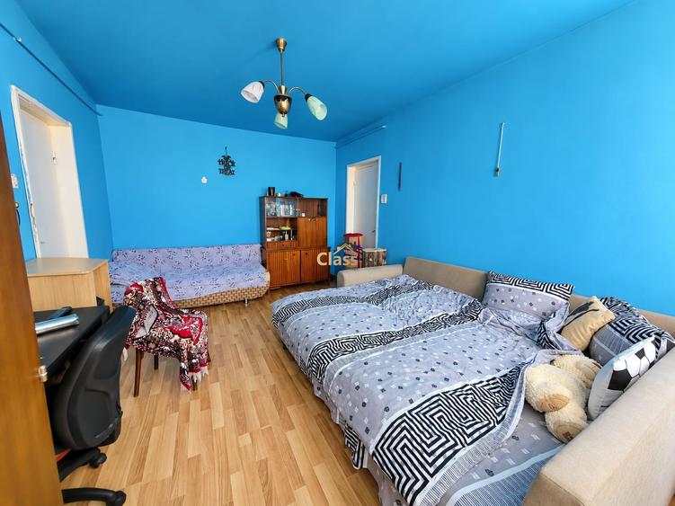 Apartament cu 2 camere semidecomandat, mobilat în Gheorgheni