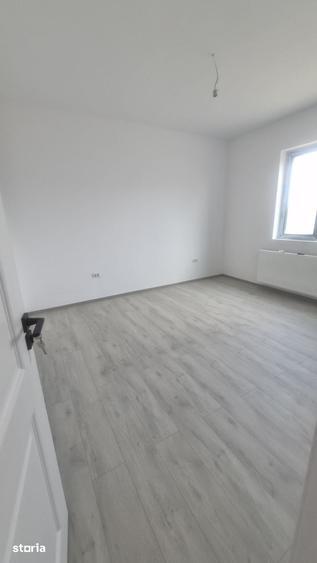 Casă cu 3 camere cu Teren 280 Mp în Central