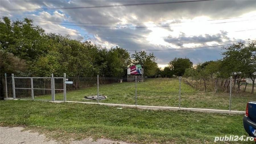 Teren de 941 mp, în Buriaș