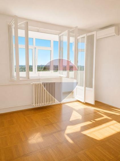 Apartament cu 2 camere semidecomandat în Giurgiului