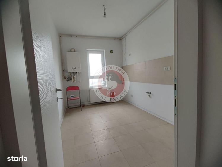 Apartament cu 3 camere decomandat în Drumul Taberei — fotografia 3