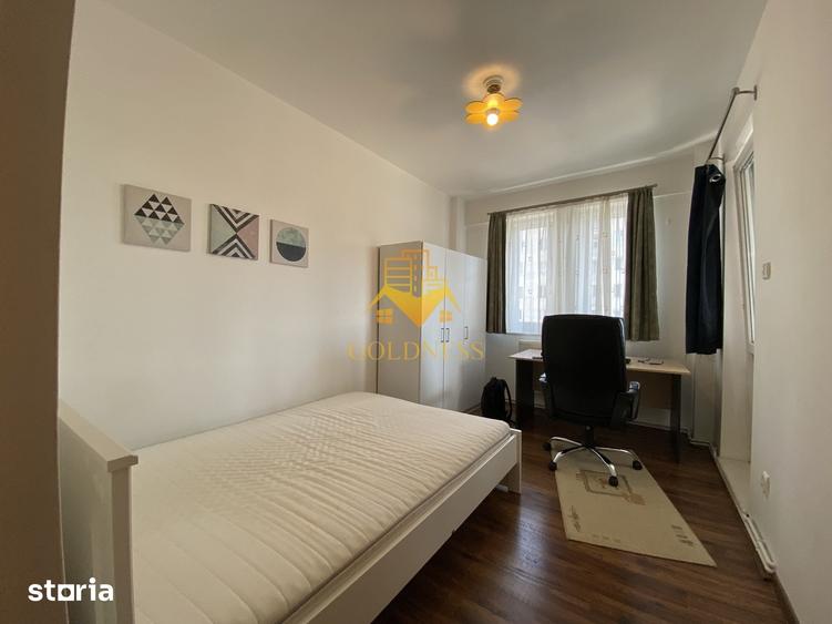 Apartament cu 4 camere în Zorilor