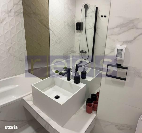 Apartament cu 2 camere decomandat în Politehnica