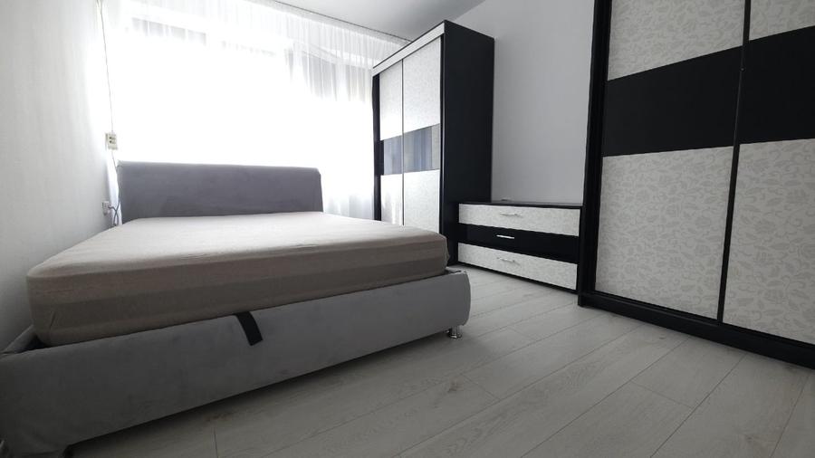 Apartament cu 3 camere decomandat, mobilat în Colentina