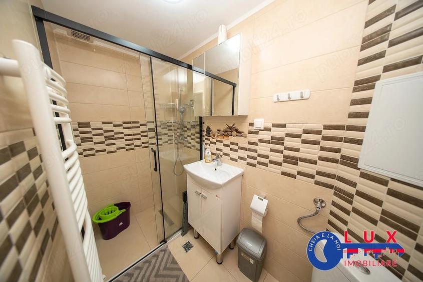 Apartament cu 2 camere decomandat în Neptun