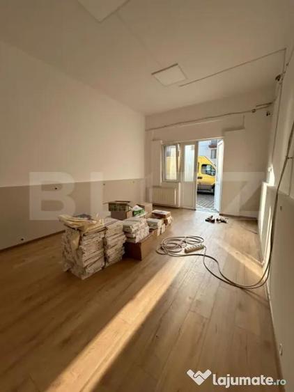 Apartament cu 3 camere decomandat în Ultracentral