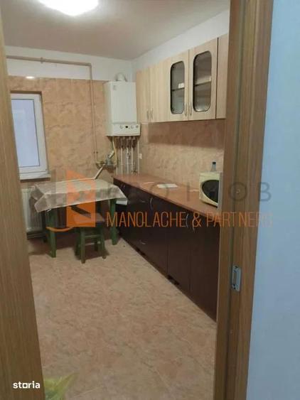 Apartament cu 3 camere decomandat în Dorobanți 1