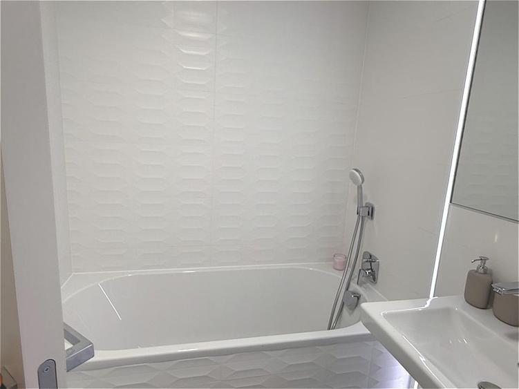 Apartament cu 2 camere semidecomandat, mobilat în Aviației
