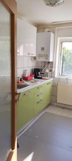 Apartament cu 3 camere semidecomandat în Șagului